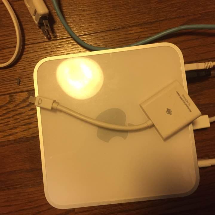 Mac mini 改 と キーボード(HHK lite2)とおまけディスプレイ