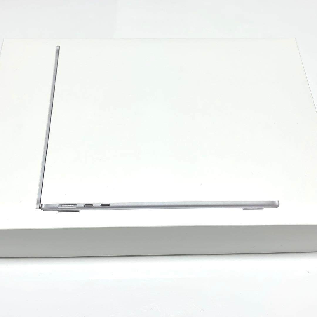 MacBook Air 13インチ Apple M2 (2022) 中古品