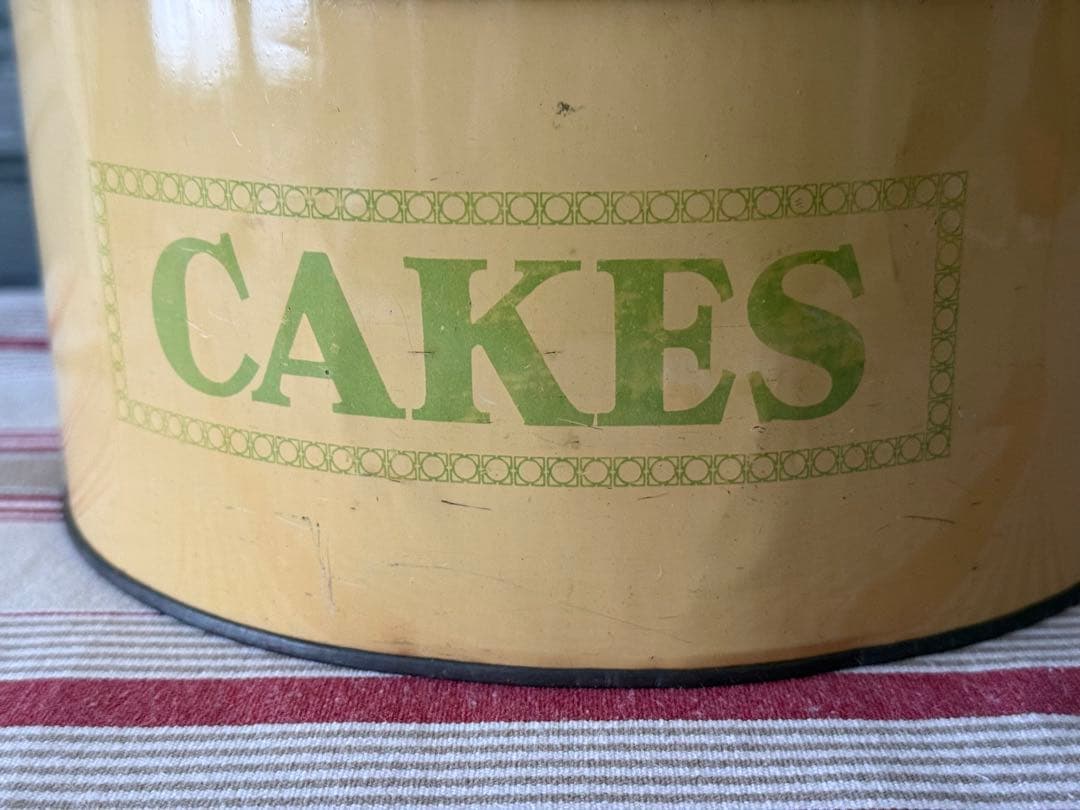 アンティーク ケーキ缶 イエロー &グリーン