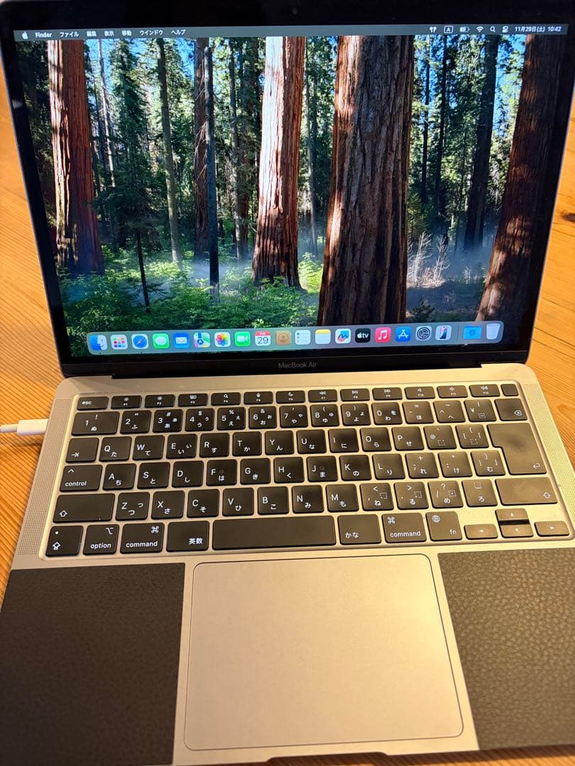 Apple MacBook Air M1 512GBスペースグレー スキンシール