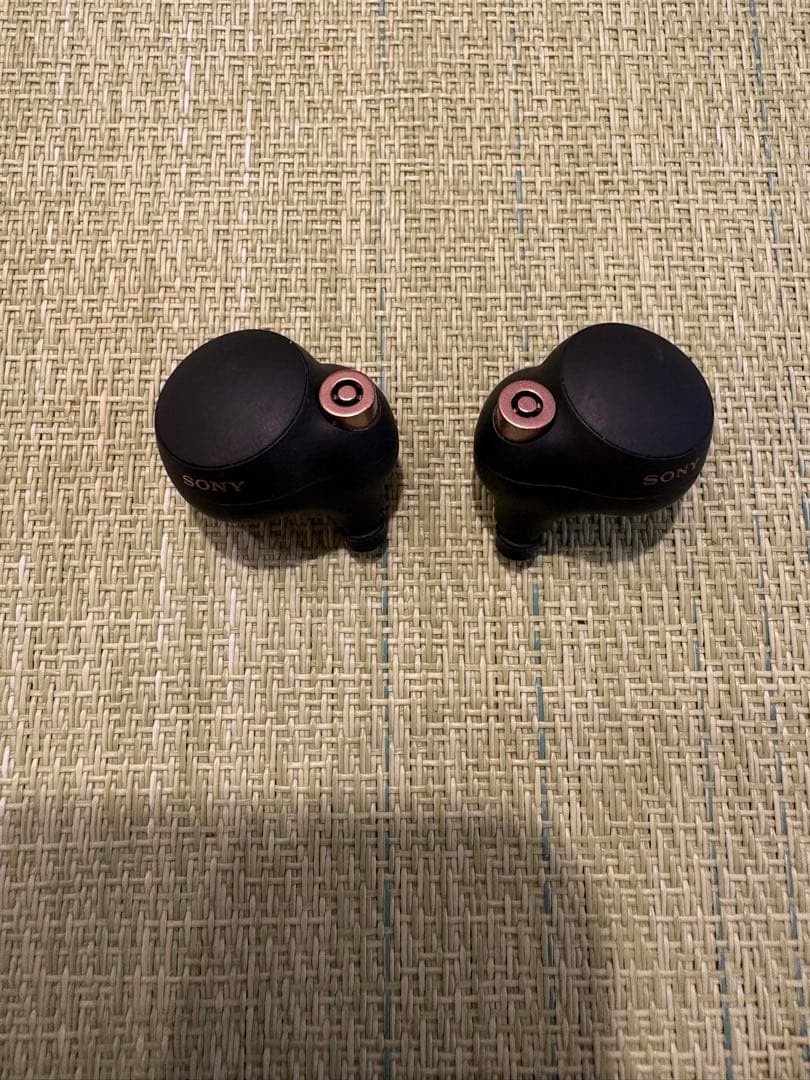 SONY WF-1000XM4 ワイヤレスイヤホン ブラック 充電ケース付き
