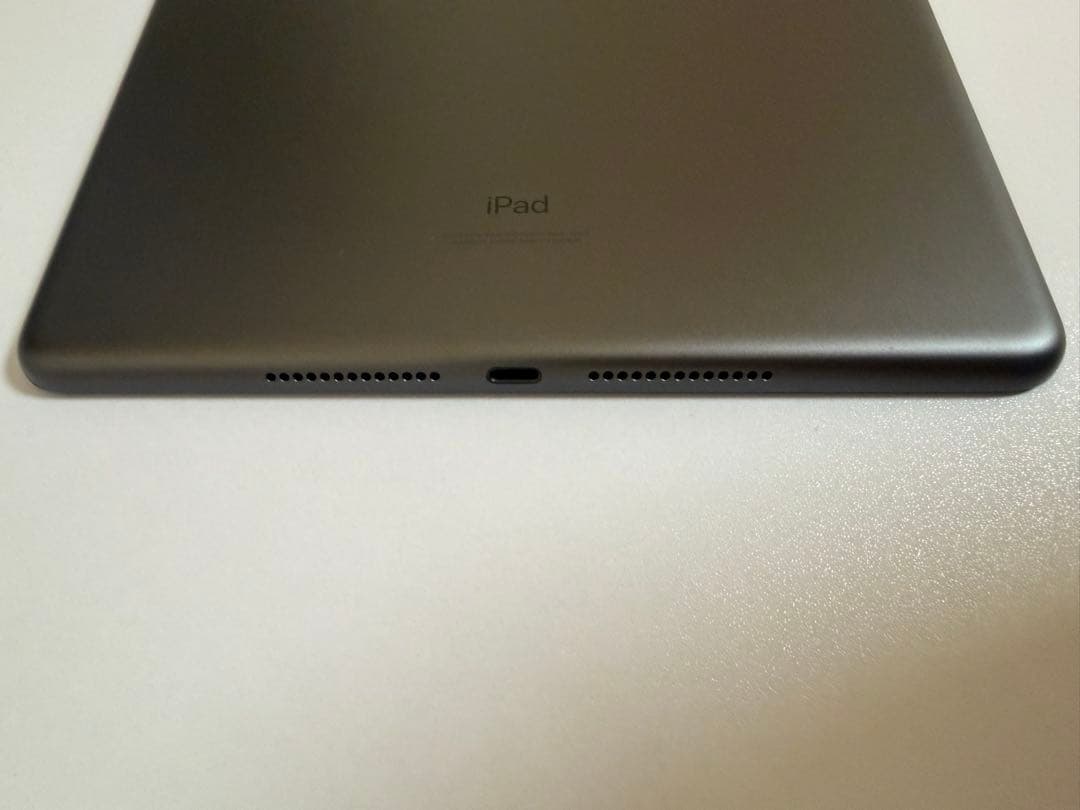 Apple iPad 第9世代64GB カバー付き