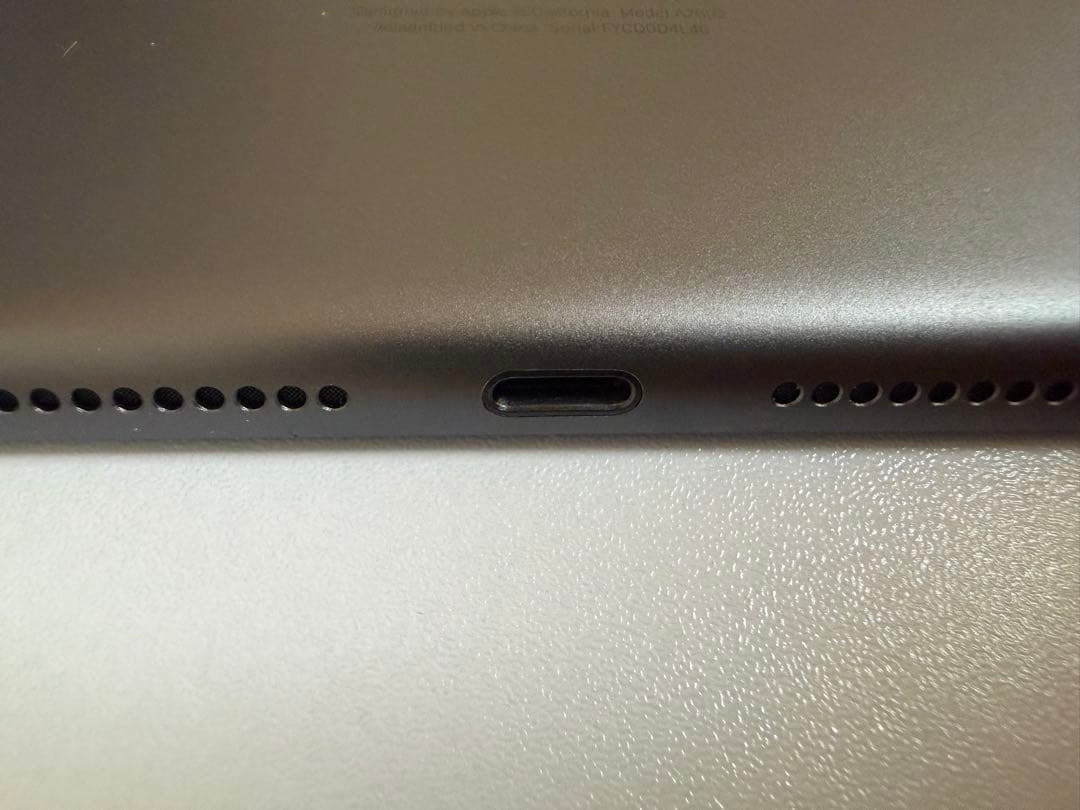 Apple iPad 第9世代64GB カバー付き