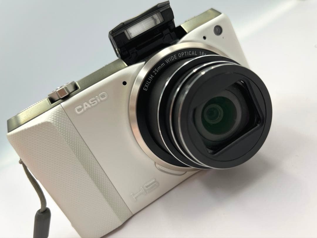 【完動品/返品保証】CASIO EX-ZR800・デジタルカメラ・動作確認済み