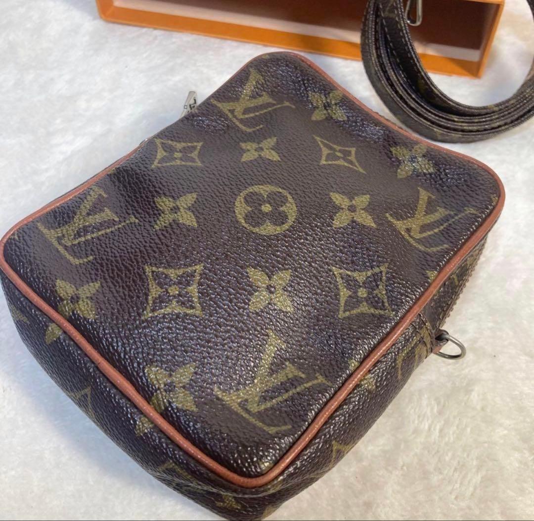 美品　ルイヴィトン　モノグラム　2way ショルダーバッグ　ポシェット