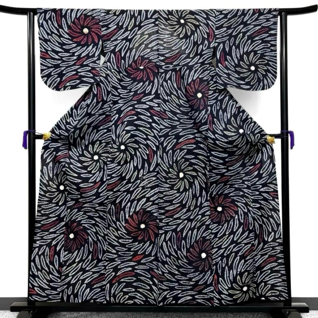 浴衣　有松鳴海絞り　菊　花模様　渦巻　ネイビー系　着物　054w d