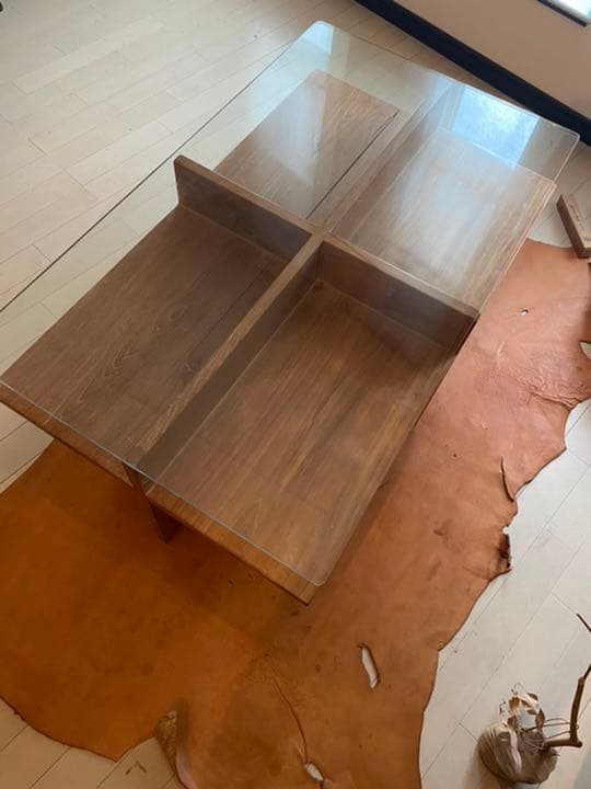 家具屋さんのローテーブル　美品