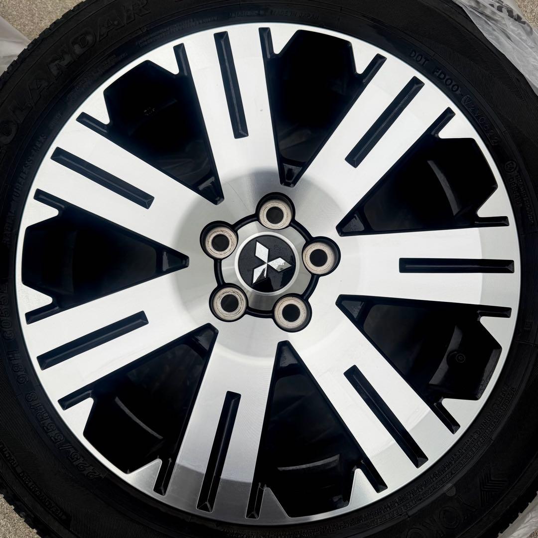 デリカd5 純正　18インチ タイヤホイール　4本セット