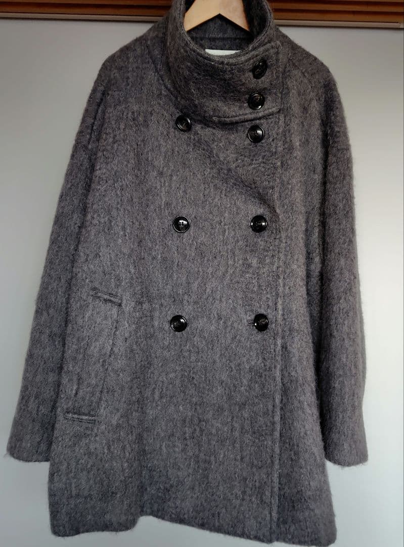 ナチュラルビューティーベーシック　スタンドネックシャギーミディコート