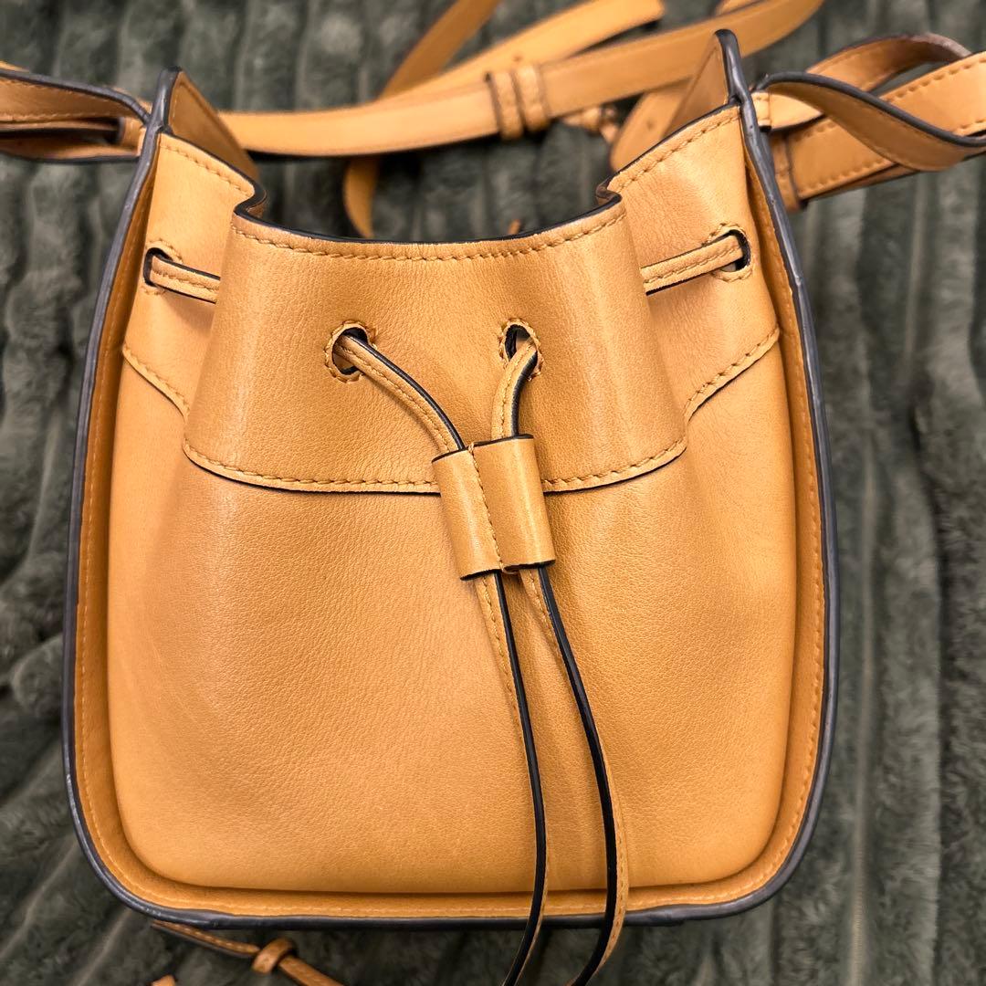 LOEWE ショルダーバッグ ベージュ