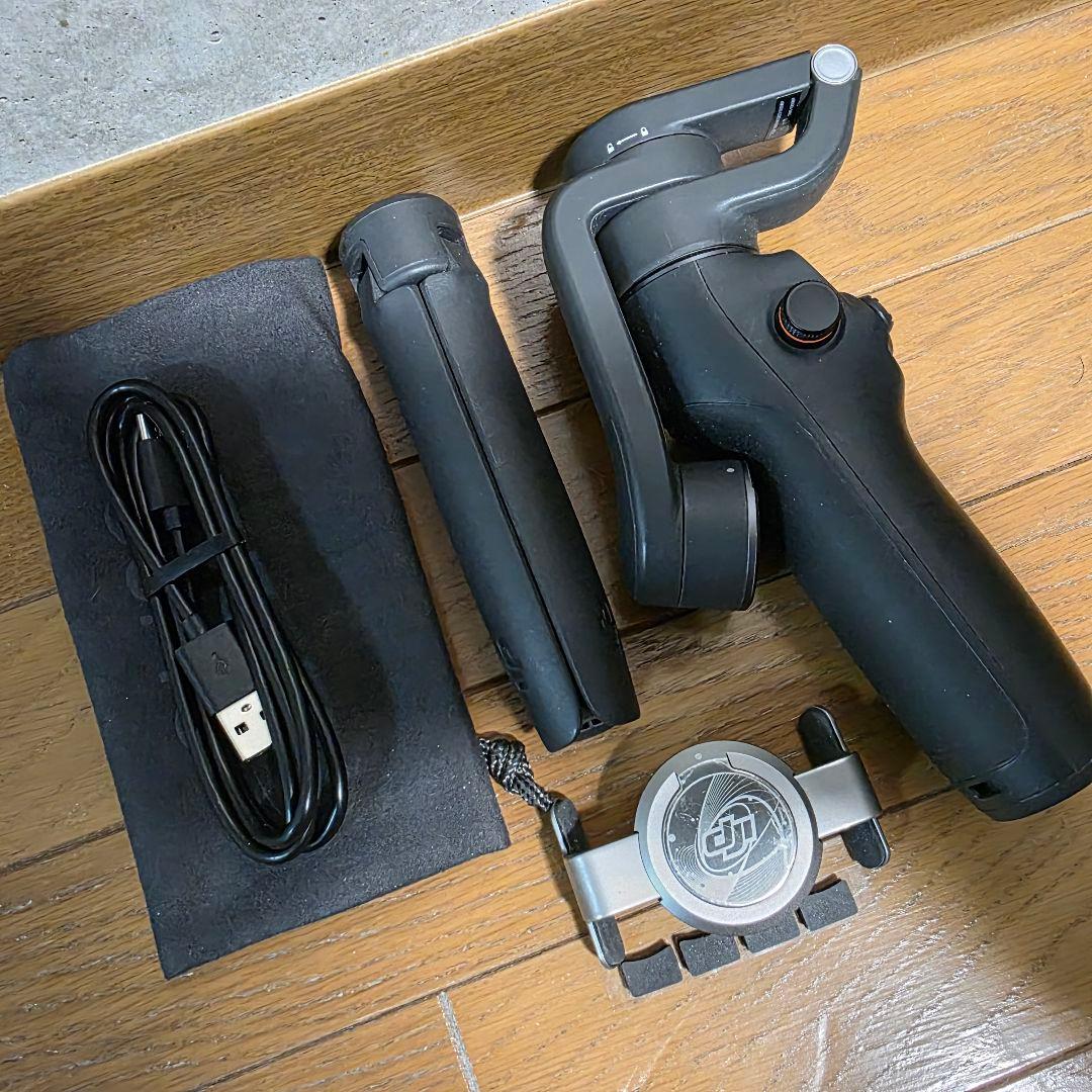 DJI Osmo Mobile 6 スマートフォン用ジンバル　3軸スタビライザー
