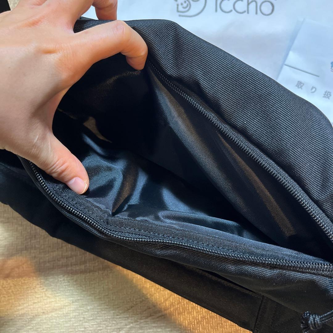 DDiccho 黒 ヒップシート ショルダーバッグ