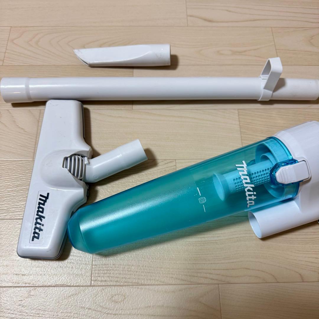 Makitaマキタ CL181FD 充電式クリーナー(バッテリー付属なし)