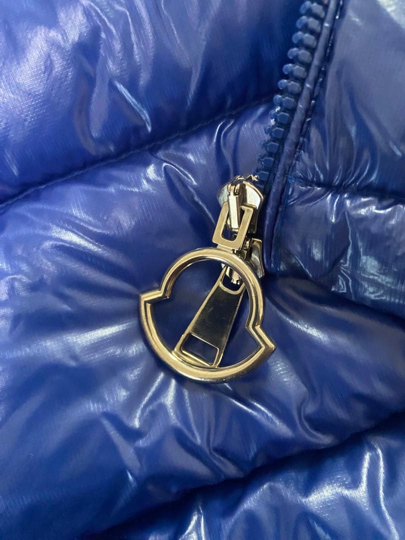 Moncler　ダウンベスト　HELSINKI　ヘルシンキ