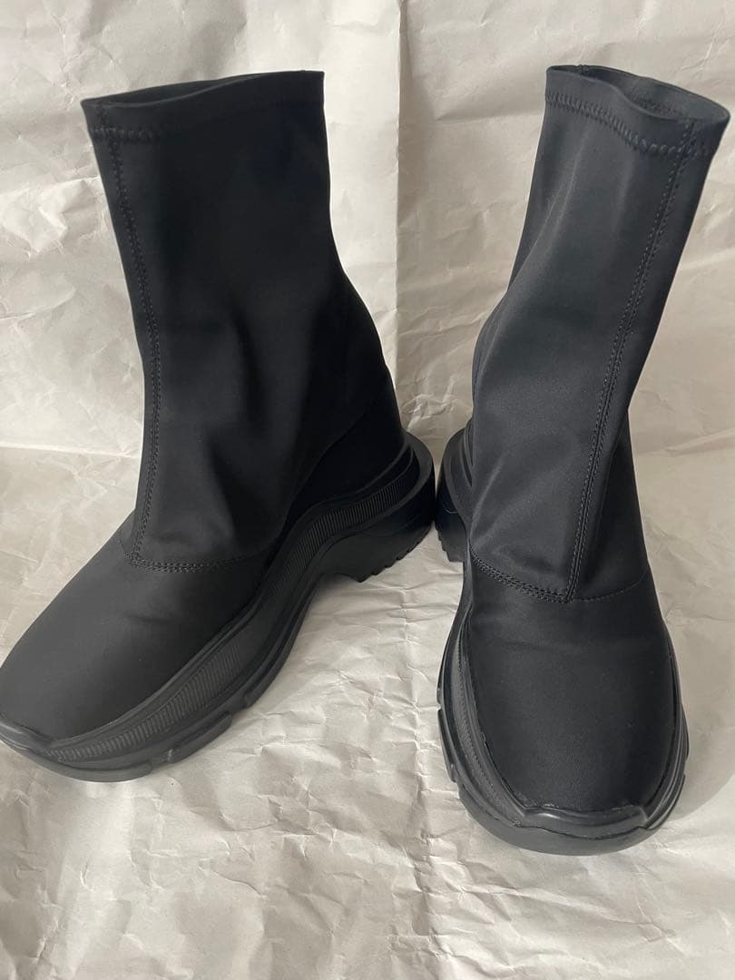 【L】YELLO・DOUBLE SNEAKER SHORT BOOTS