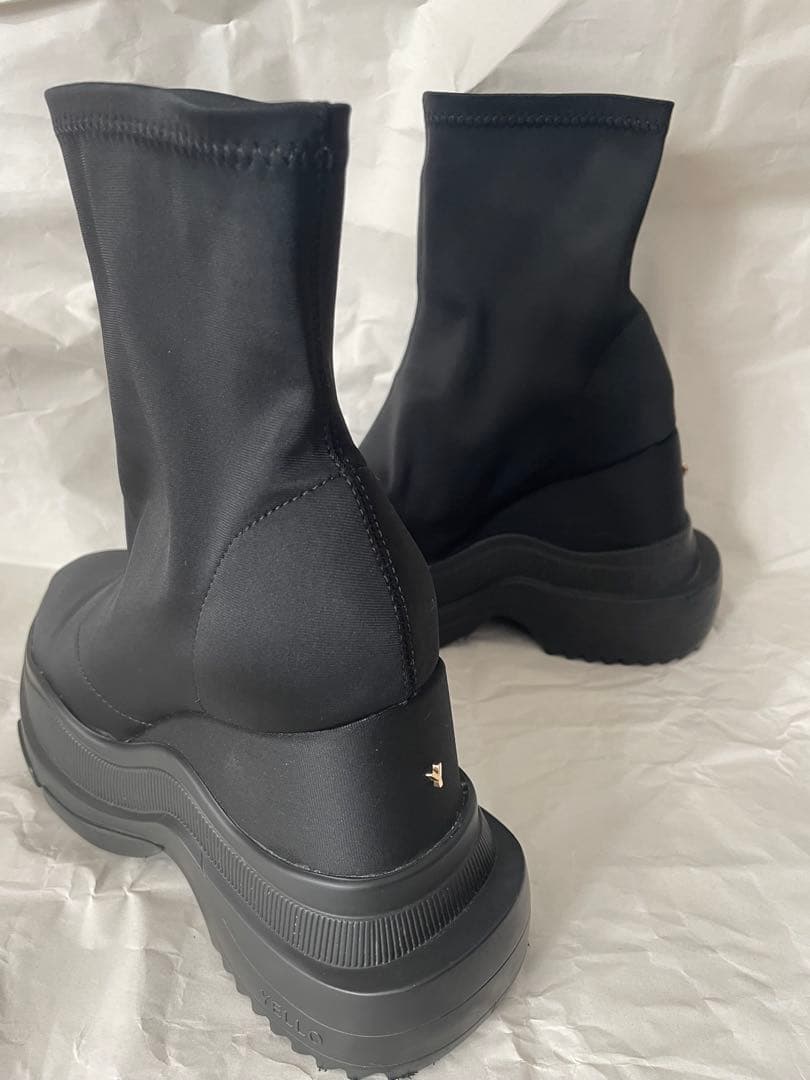 【L】YELLO・DOUBLE SNEAKER SHORT BOOTS