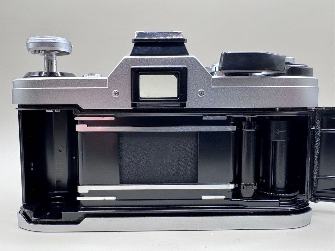 【超美品】 Canon AE-1 / FD 50mm 1.8