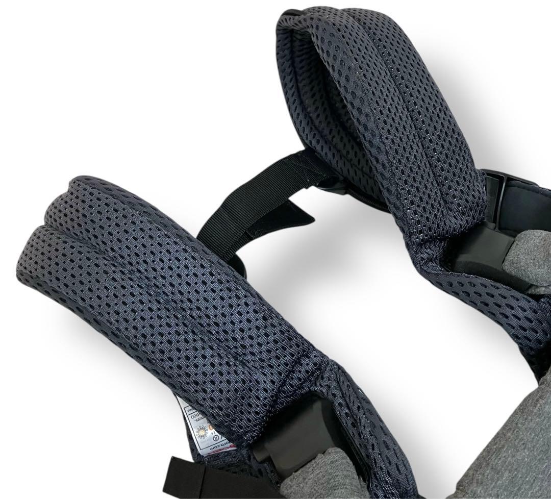 美品 国内正規品 送料無料 BabyBjorn ベビーキャリア HARMONY