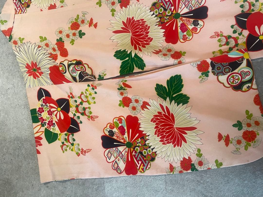 七五三7歳　着物　アンティーク　骨董品　ヴィンテージ　古典柄