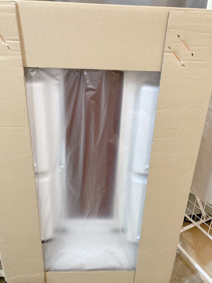 洗面台鏡　プルーニャ・ウーノ