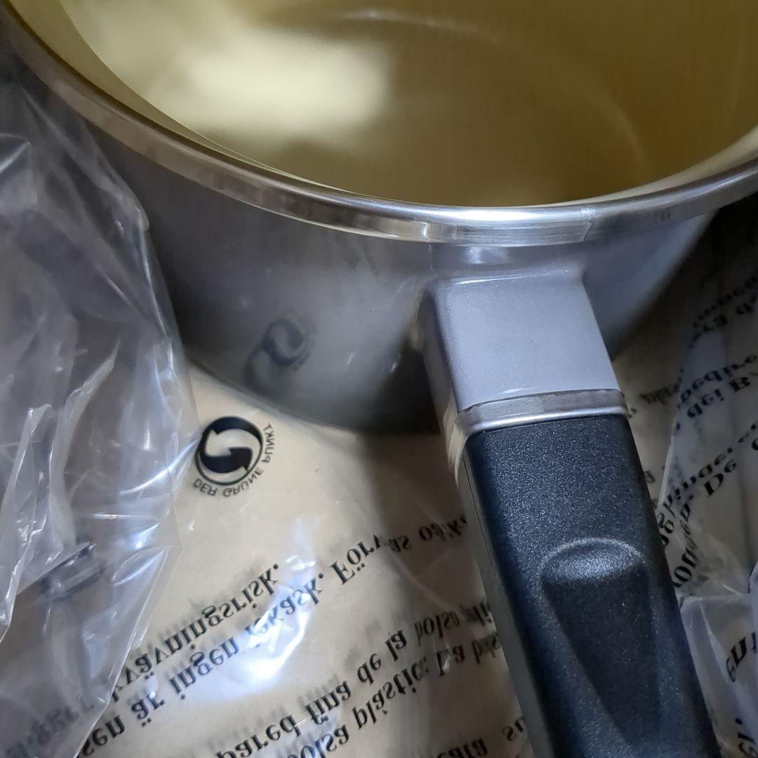 新品-未使用　LE CREUSET 16cm 2.1Lソースパン