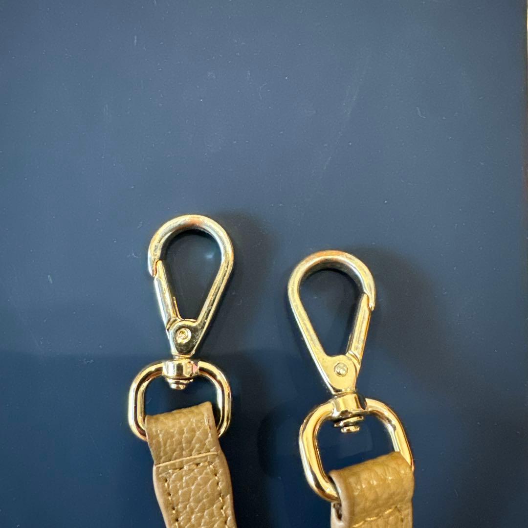 しいちゃん　スマホストラップ、リップケースセット