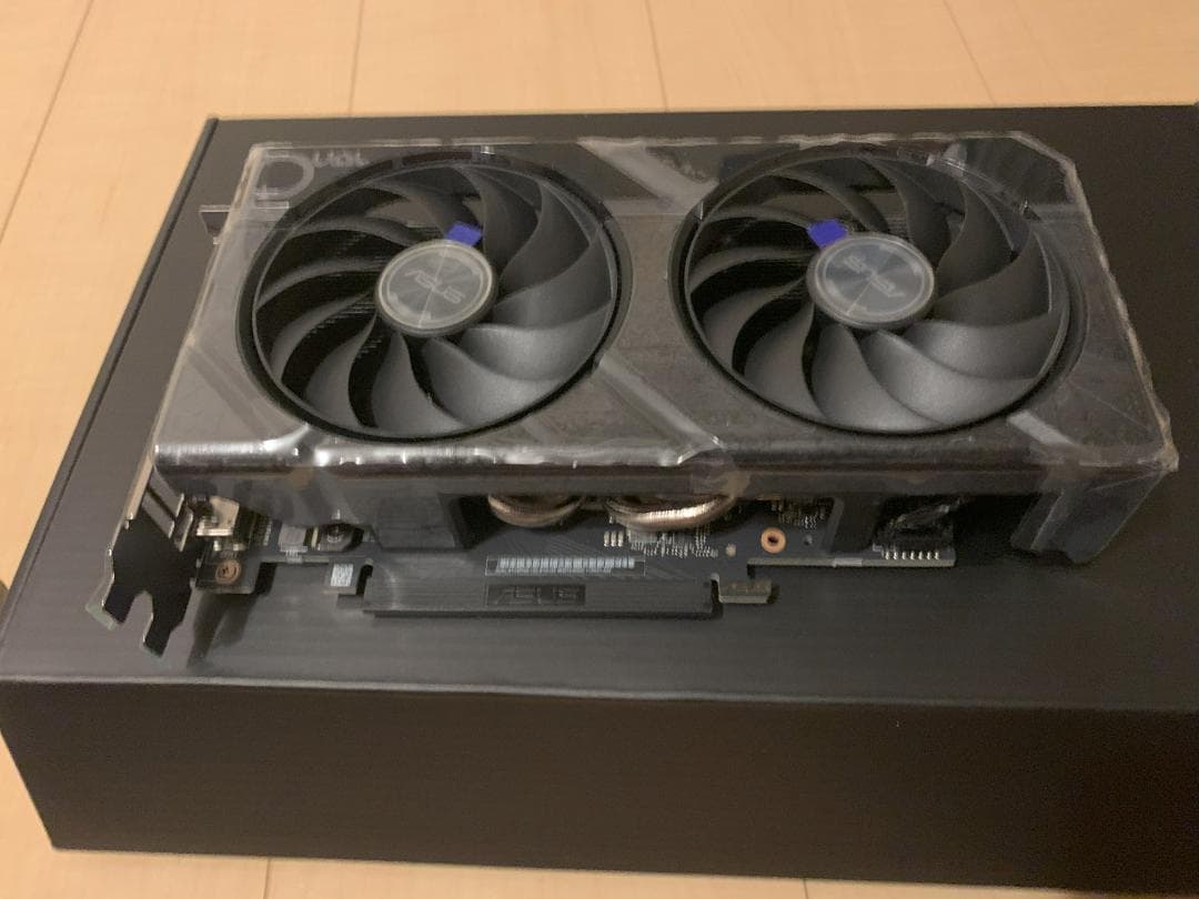 グラフィックボード・グラボ・ビデオカード RTX4070Super 12GB