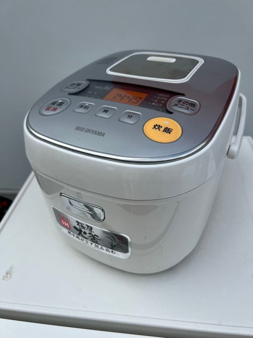 2019年式 5.5合 1L アイリス 炊飯器 ERC-IE50-W