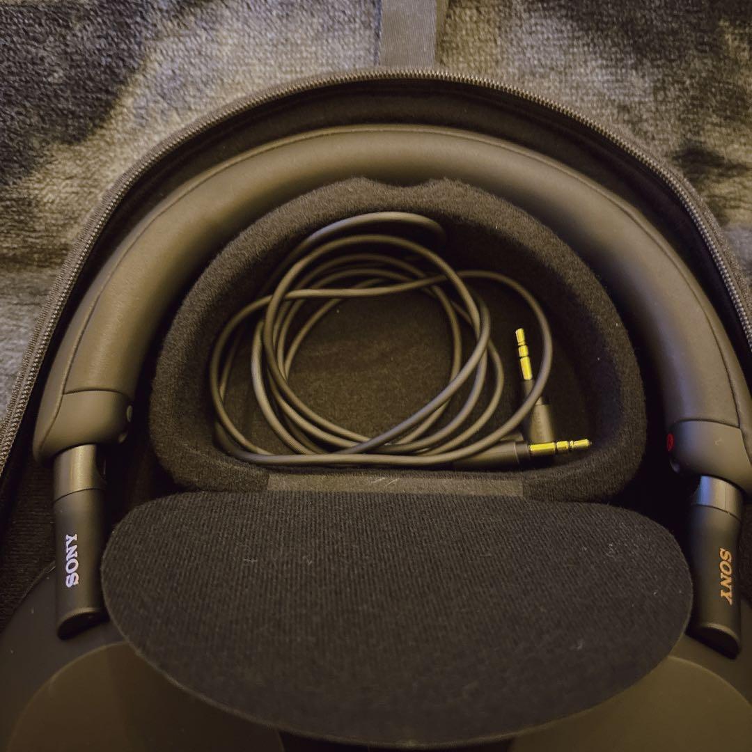 SONYワイヤレスヘッドホン ノイズキャンセリング対応 WH-1000XM5