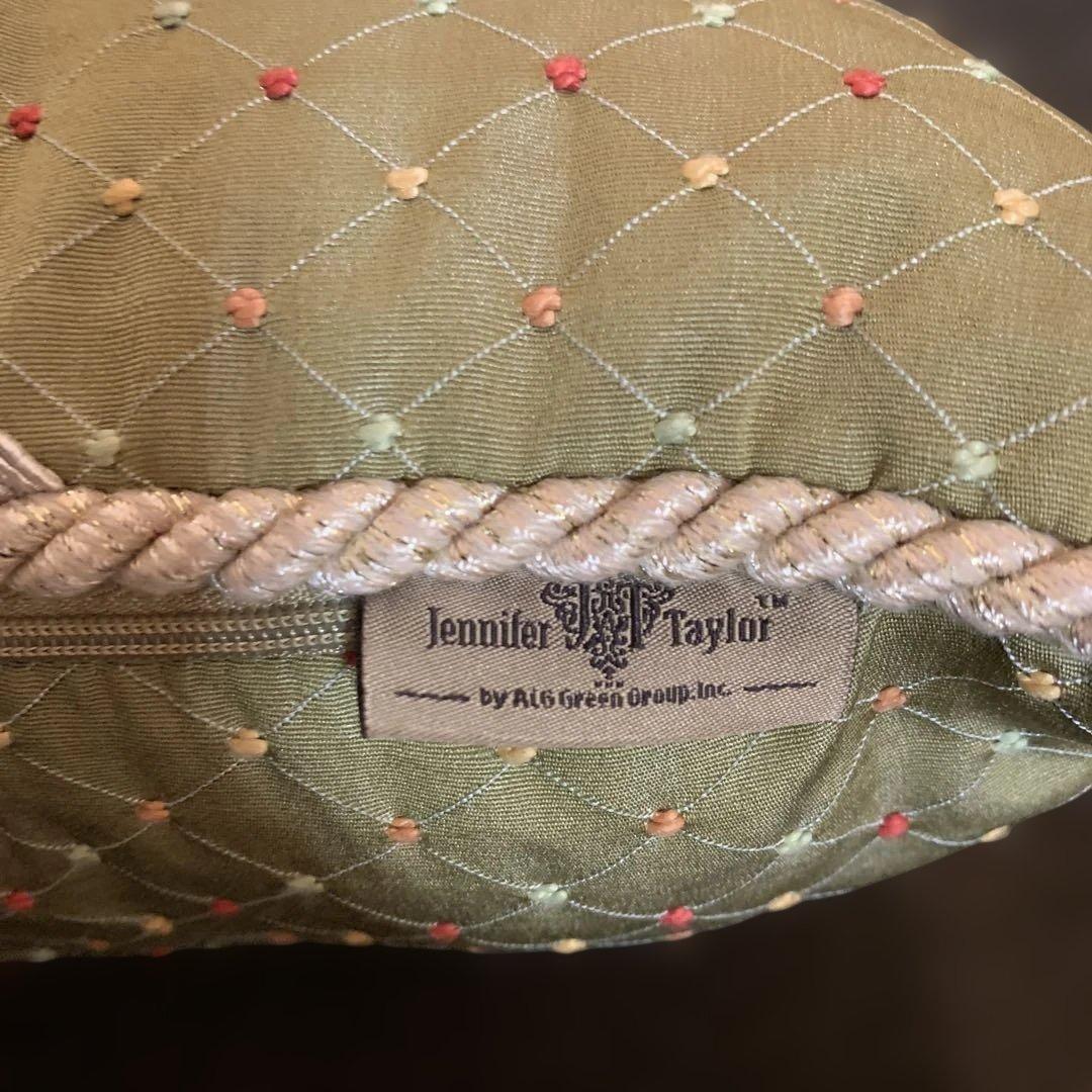 ジェニファーテイラー グリーンクッション 花 ID-258