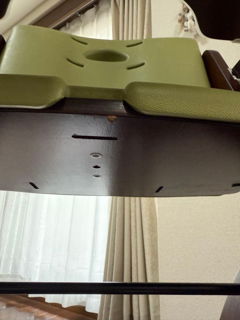 ビヨンドジュニア　ハイチェア　マホガニー　オリーブ