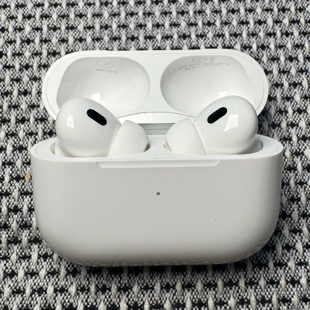 AirPods pro 第2世代　Lightning端子