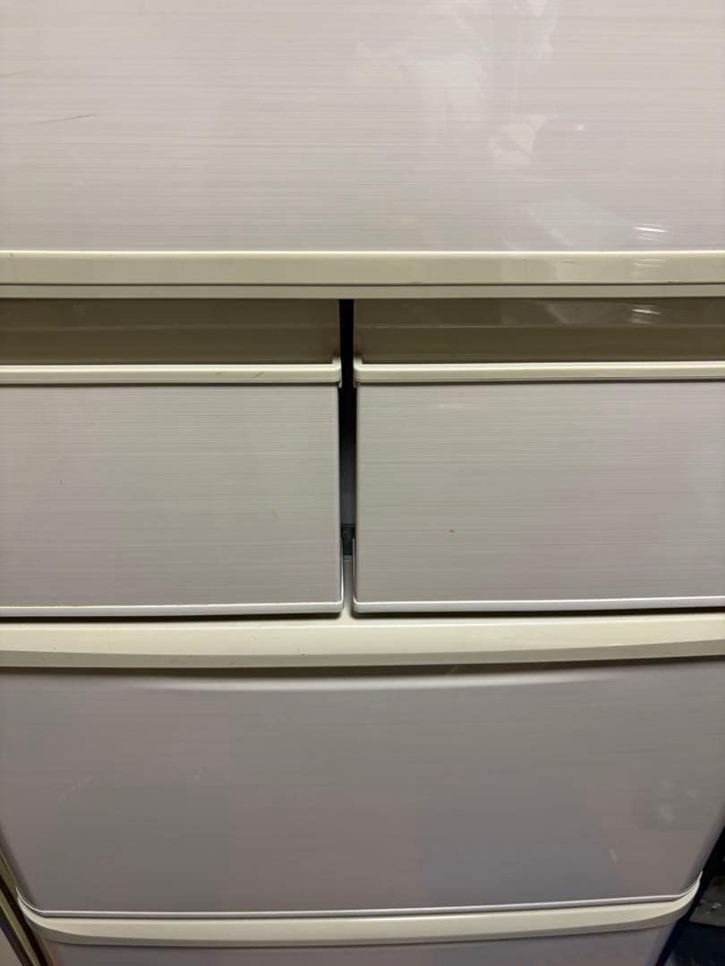 ホワイト冷蔵庫 4段 プラズマクラスター