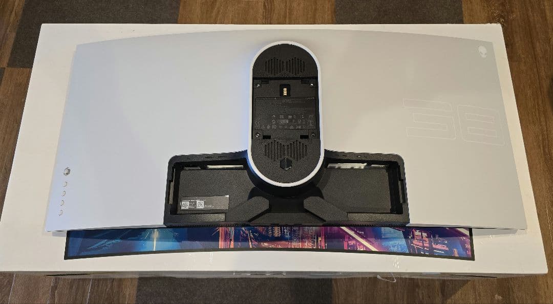 Dell ALIENWARE AW3821DW 37.5インチ曲面モニター