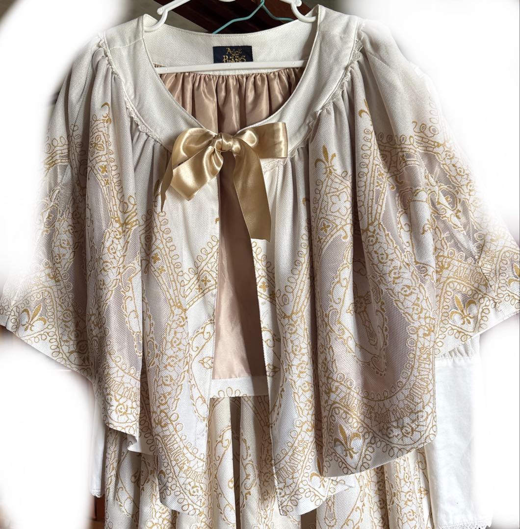 【本日限定値下げ】オパール聖歌隊　OP&ケープset