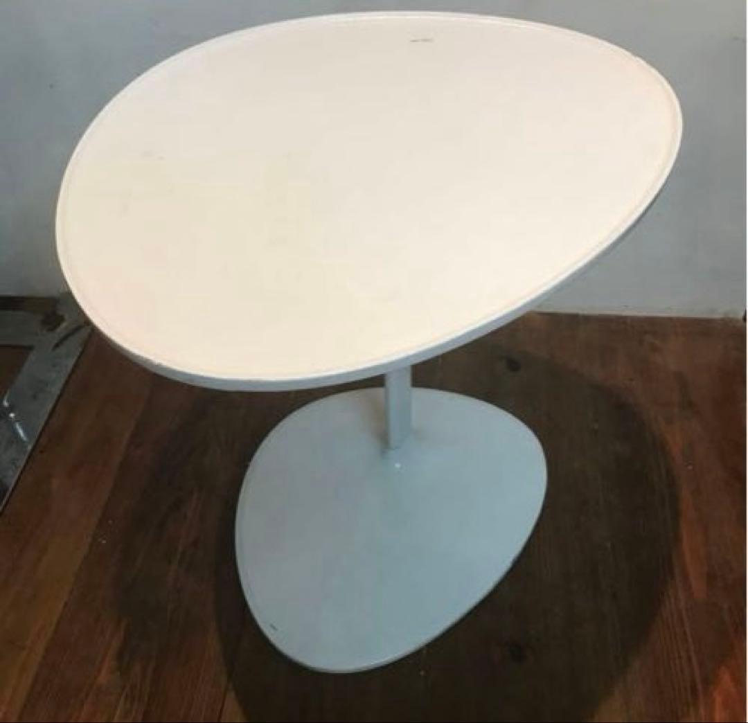 美品　鉄製　ホワイト　サイドテーブル　anna chen デザイン　ナイト