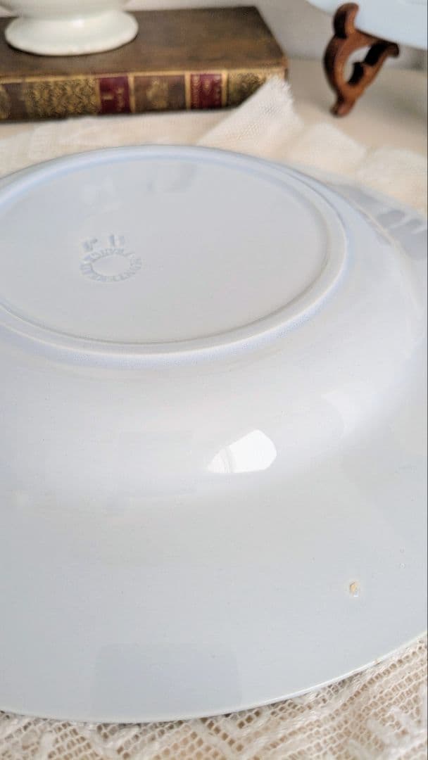 フランス モントロー シンプルな丸皿 ペールブルー