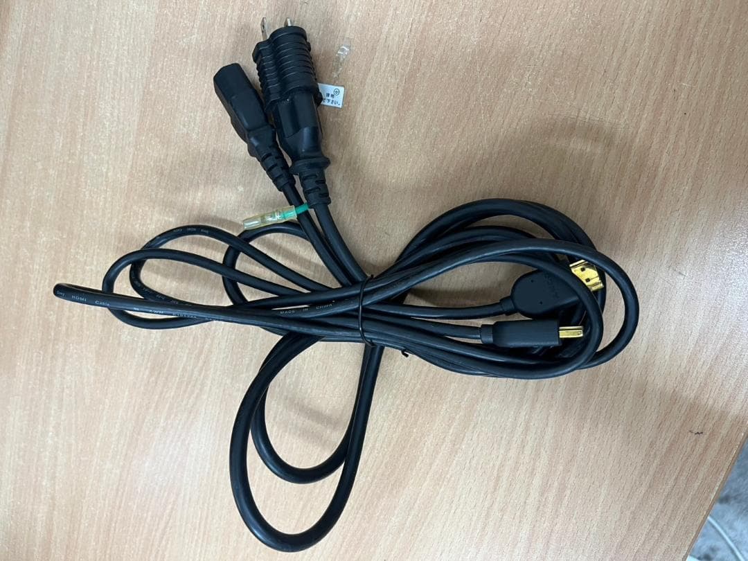 BenQ 24型 液晶ディスプレイ XL2411P 壁掛け使用