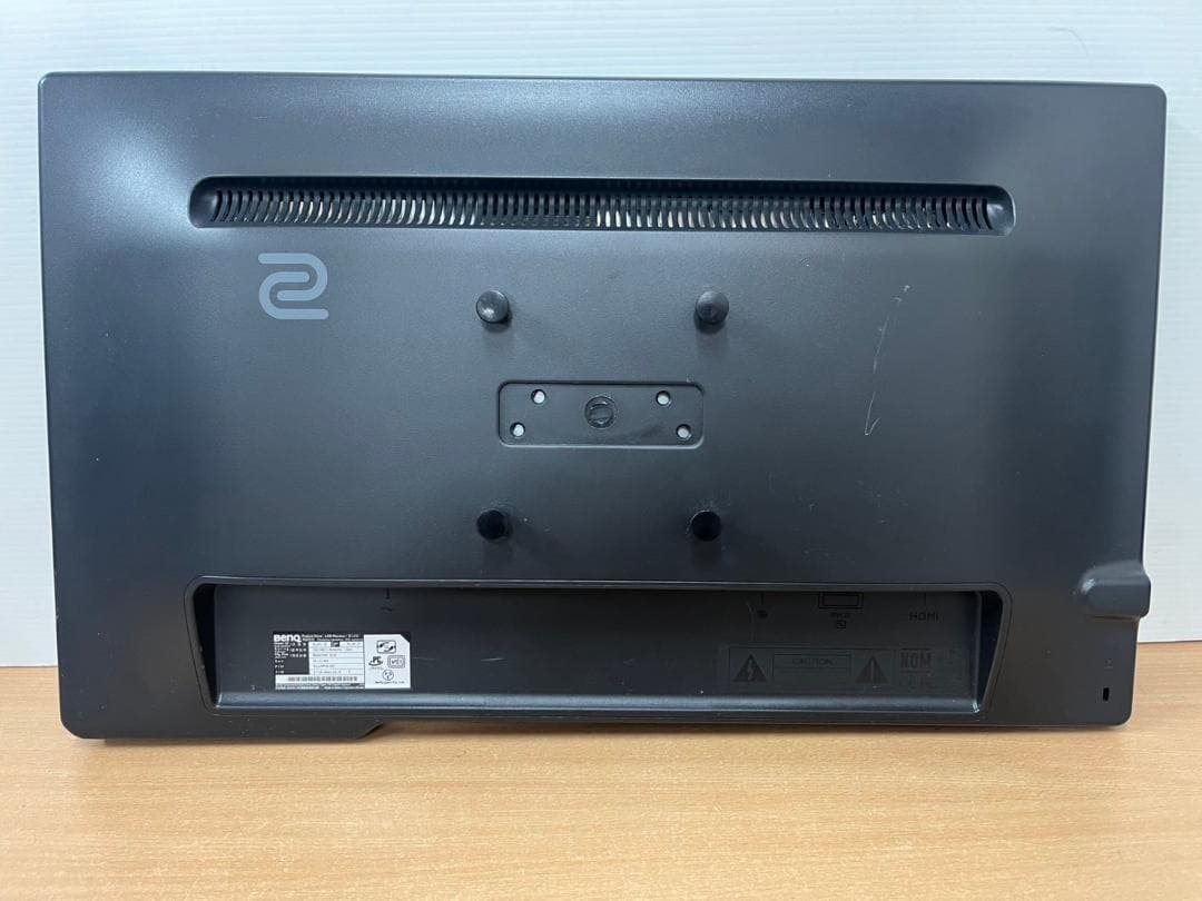 BenQ 24型 液晶ディスプレイ XL2411P 壁掛け使用