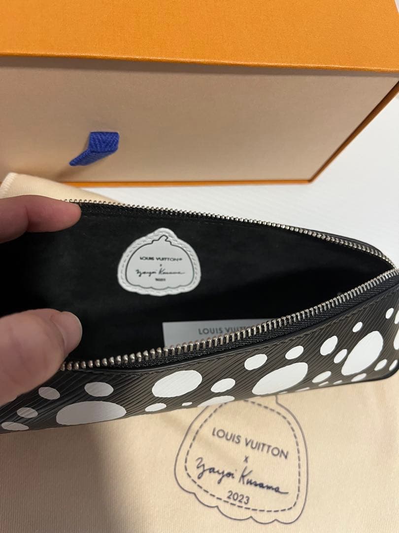 LOUIS VUITTON 草間彌生コラボ ペンケース