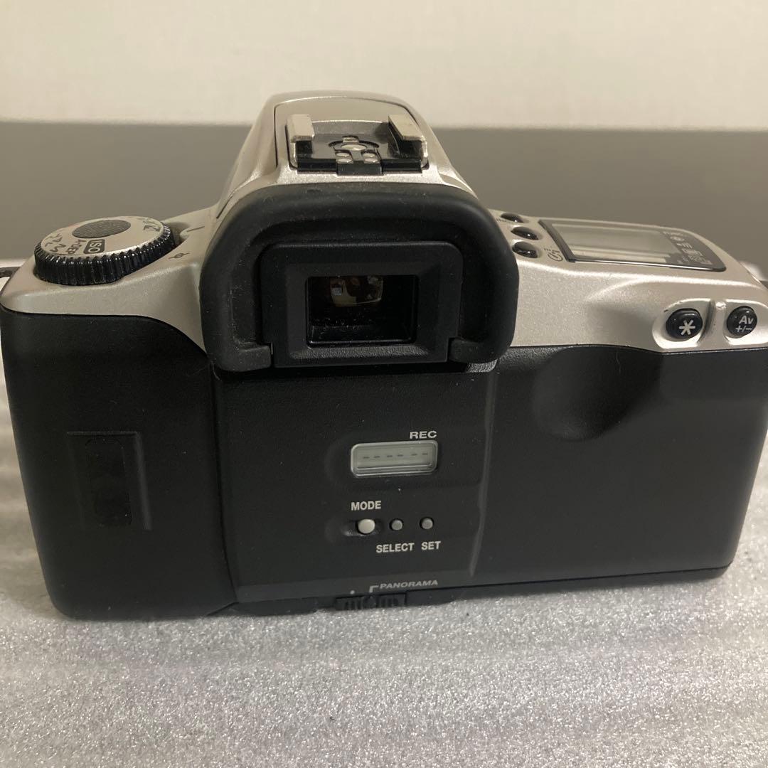 一眼レフフィルムカメラ　Canon 4台 、オリンパス 1台　動作未確認