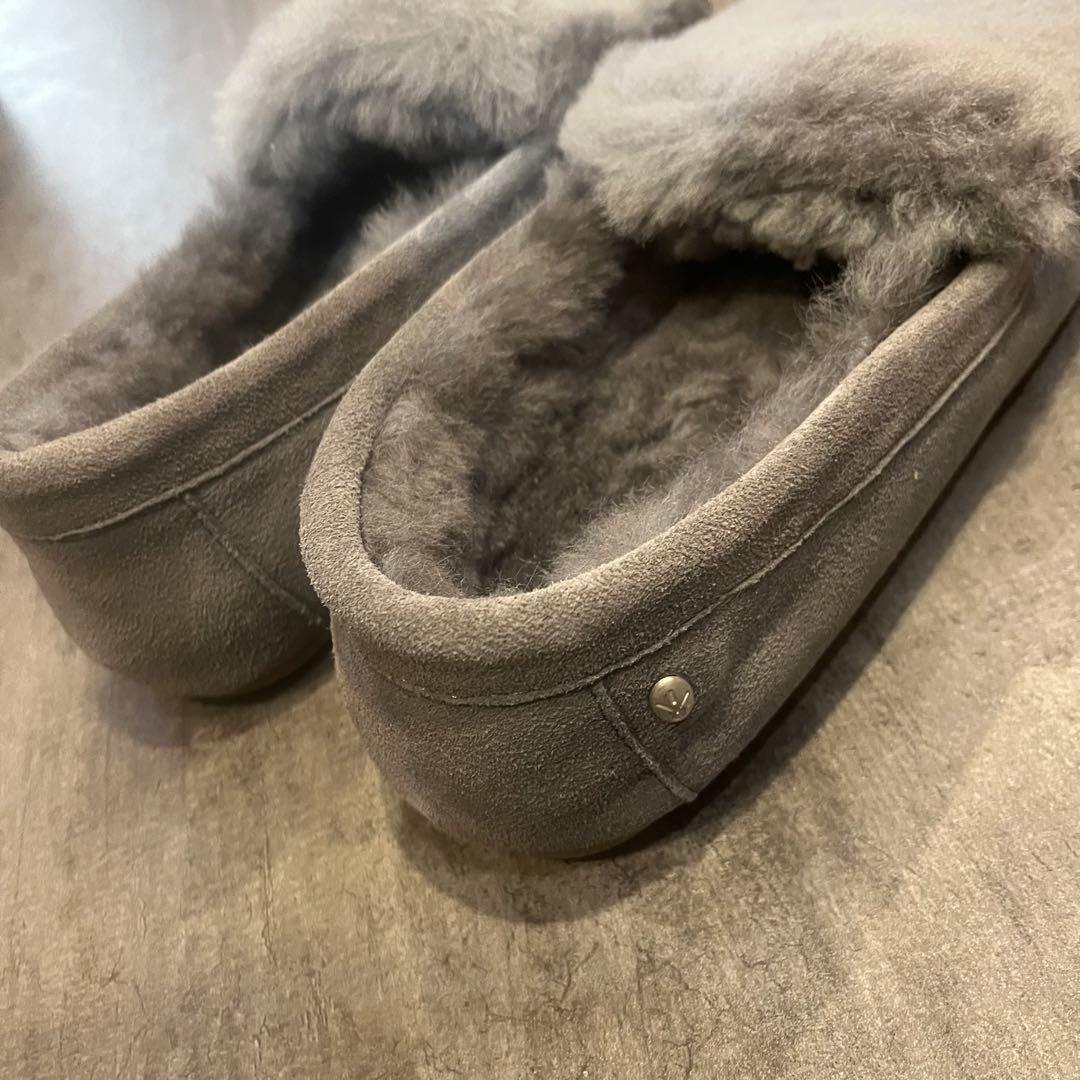 グレー スエード シープスキン モカシン 39 日本サイズ24.5センチ 新品