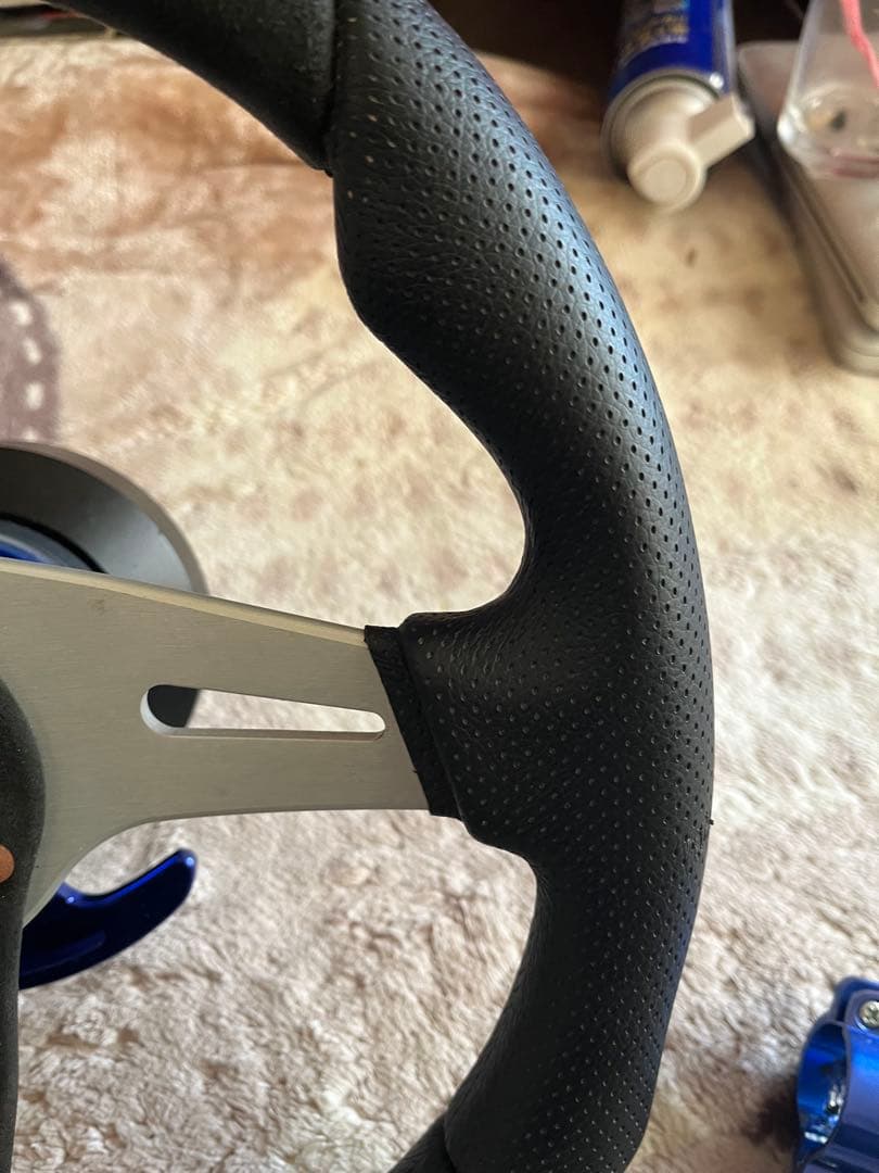 ※最終値下げ　MOMO ステアリングホイール 本体　トレック　美品　z33