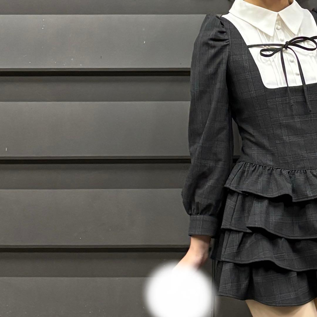 pium ヨーク切り替えティアードミニワンピース ブラックチェック