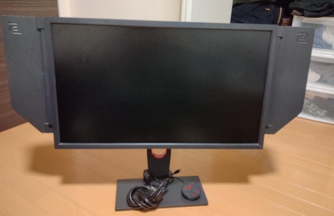 BenQモニター ZOWIE XL2746SフルHD/27型/TN/240Hz