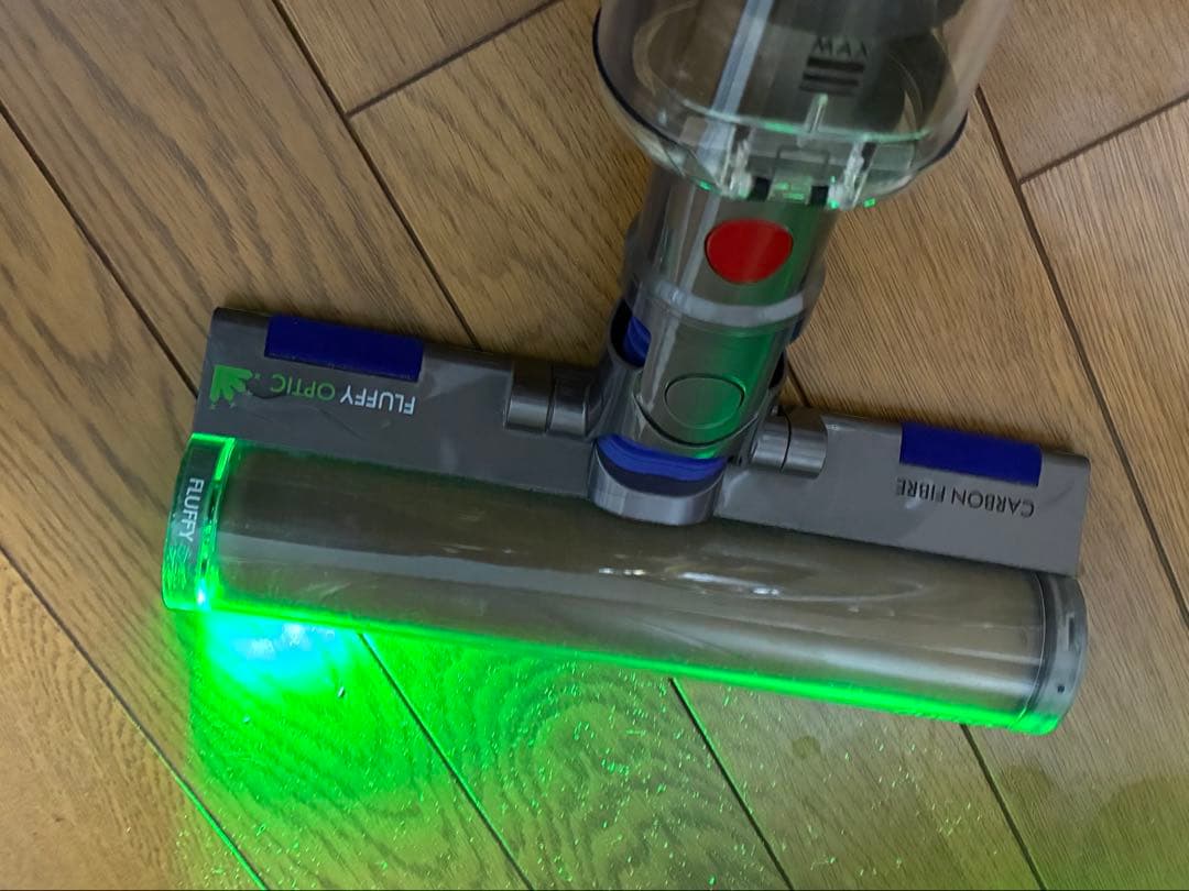 ダイソン コードレスクリーナー　SV33　約25分 LEDヘッド、専用スタンド付