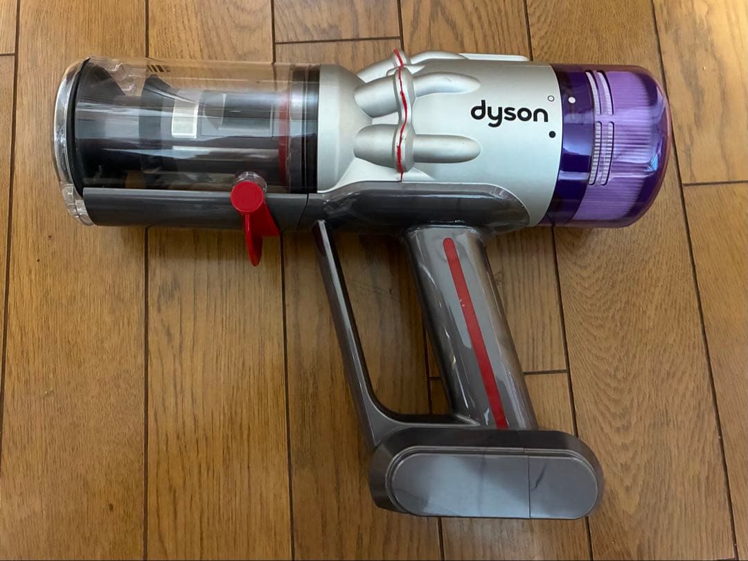 ダイソン コードレスクリーナー　SV33　約25分 LEDヘッド、専用スタンド付