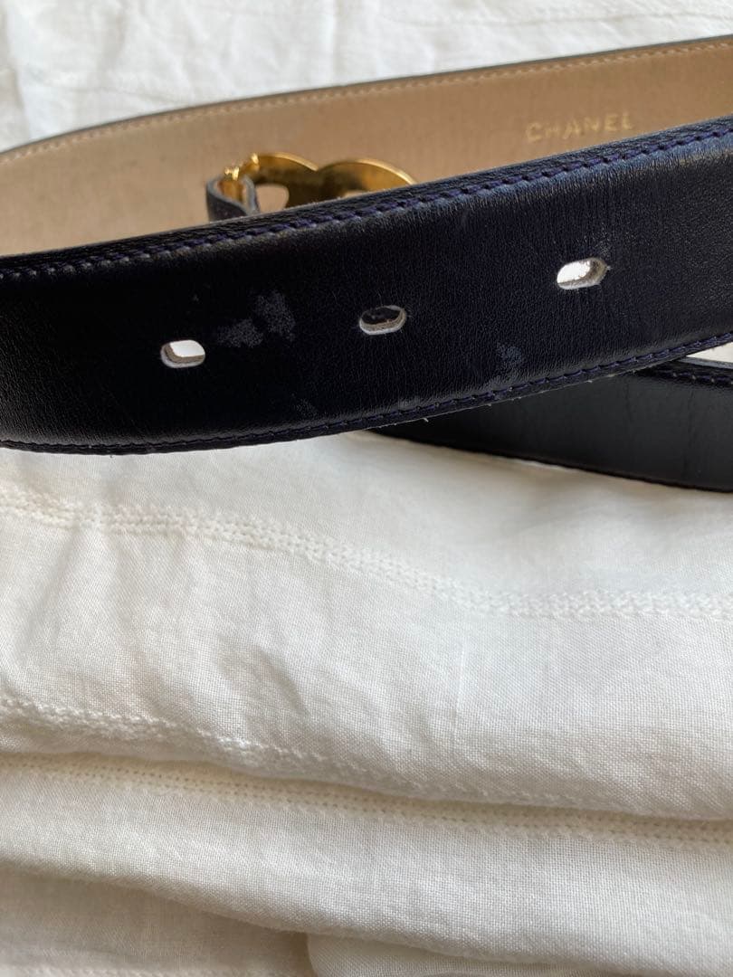 CHANEL ブラックレザーベルト ゴールドバックル