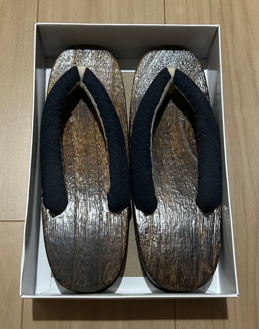 超美品　utatane ウタタネ 浴衣3点セット 焦げ茶に向日葵