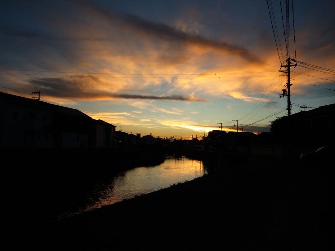 リコーGR DIGITAL III本体 + 専用レザーケースバッテリー2個付き